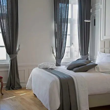 Four Streets - Luxury In *