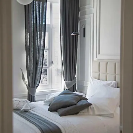 Four Streets - Luxury In